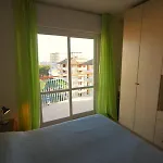 Apartment Cozy Flat Close To The