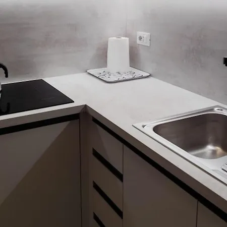 Apartment Cozy Flat Close To The