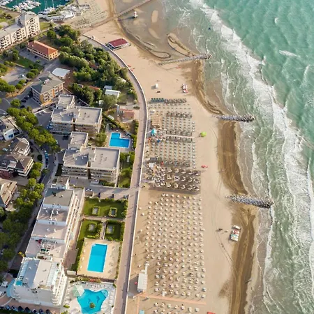 Cozy Flat Close To The Apartman Lignano Sabbiadoro