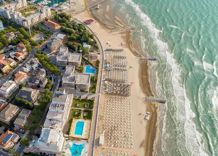 Cozy Flat Close To The Apartman Lignano Sabbiadoro